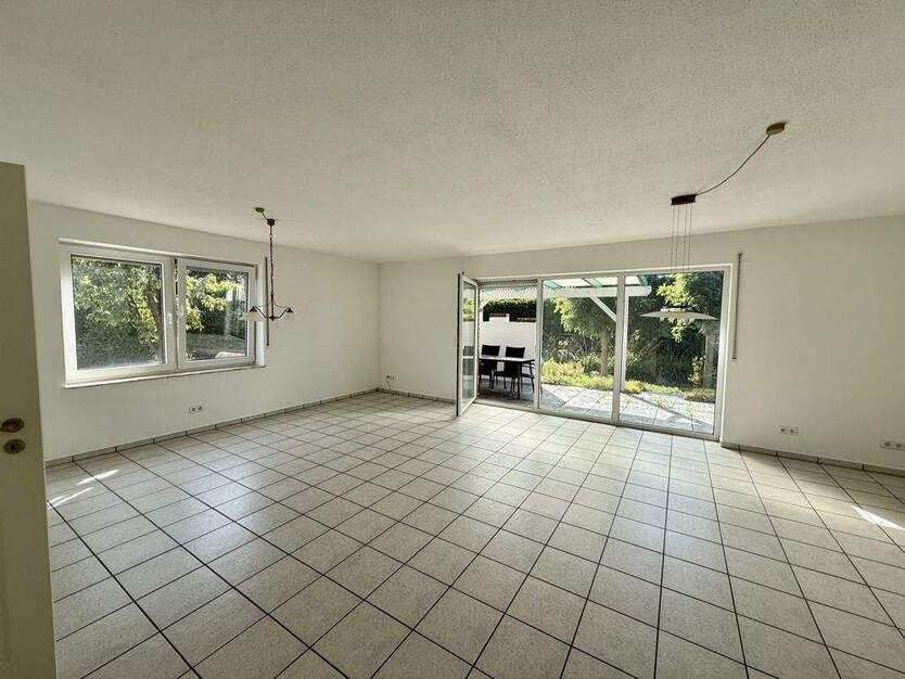 Erdgeschosswohnung im Zentrum von Leopoldshöhe 3 zimmer