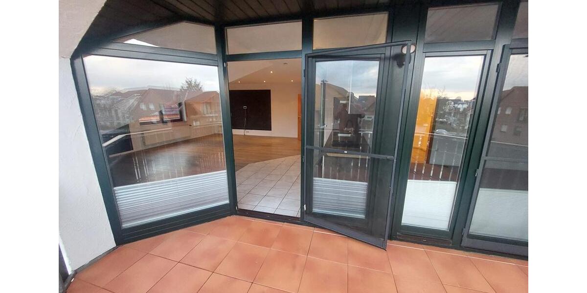 Lichtdurchflutete 2ZKB Eigentumswohnung mit Balkon 2 zimmer