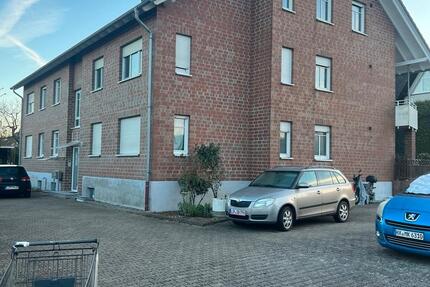 Mehrfamilienhaus mit 5 Wohnungen 2 zimmer