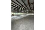570 m² Warmhalle mit Büro-Sozialräumen und Stellplätzen zimmer