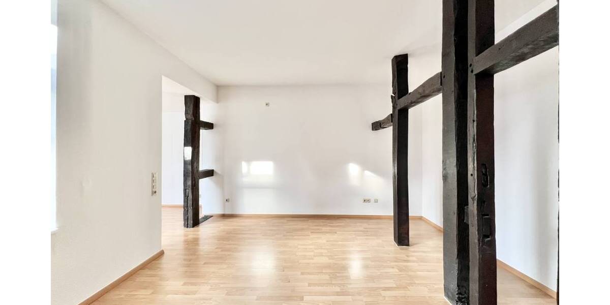 Etagenwohnung Detmold Innenstadt - 2 Zimmer, 93 m&sup2;, 199.000&euro; | Angebot:26093789