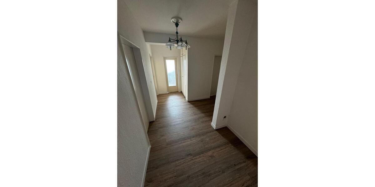 Etagenwohnung Detmold Hakedahl - 3 Zimmer, 72 m&sup2;, 815&euro; | Angebot:26252234