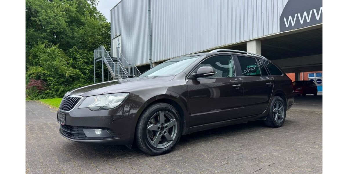 Skoda Superb 531.210 km 2.990 &euro; Paderborn 33102