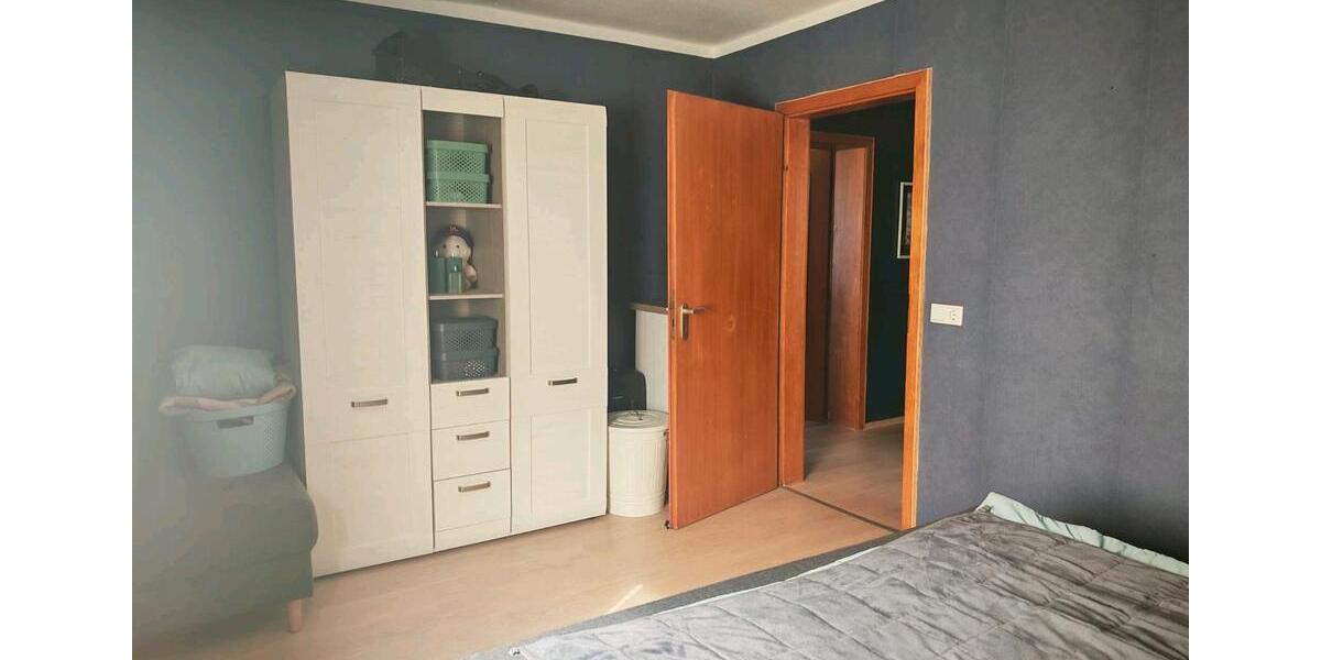Etagenwohnung Brakel - 3 Zimmer, 80 m&sup2;, 600&euro; | Angebot:26444539