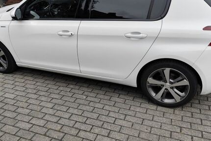 Peugeot 308 91.443 km 7.400 &euro; Delbrück 33129