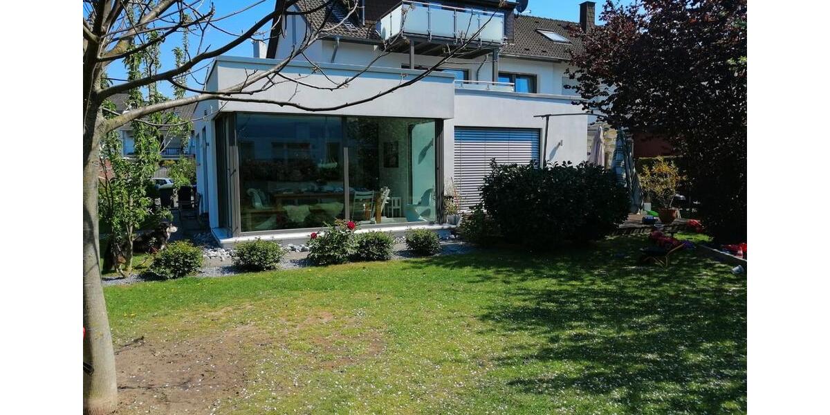 Erdgeschoßwohnung Paderborn - 4 Zimmer, 157 m&sup2;, 1.570&euro; | Angebot:26456136