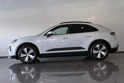 Porsche Macan 6.846 km 70.950 &euro; Paderborn 33100