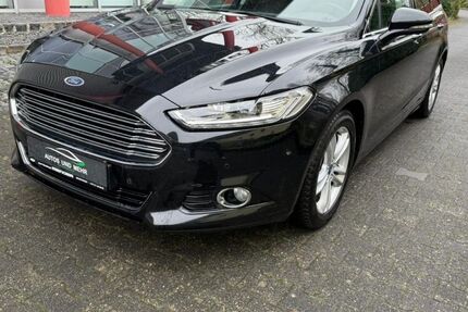 Ford Mondeo 140.000 km 8.599 &euro; Paderborn 33100