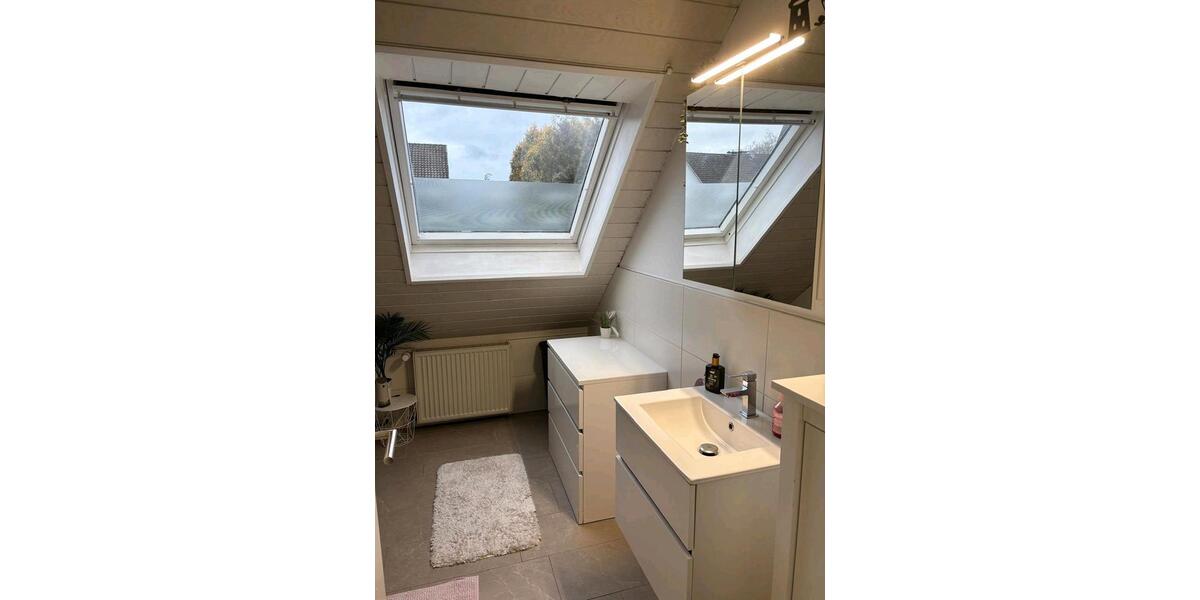 Mehrfamilienhaus, Wohnhaus Schloß Holte-Stukenbrock Stukenbrock - 7 Zimmer, 170 m&sup2;, 1.700&euro; | Angebot:25642524