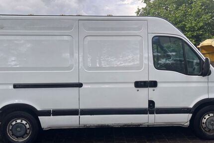 Renault Master 178.924 km 7.999 &euro; Detmold 32758