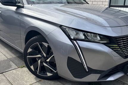 Peugeot 308 53.478 km 18.990 &euro; Paderborn 33104