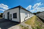 570 m² Warmhalle mit Büro-Sozialräumen und Stellplätzen zimmer