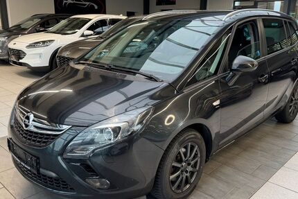 Opel Zafira Tourer 134.000 km 7.900 &euro; Detmold 32758
