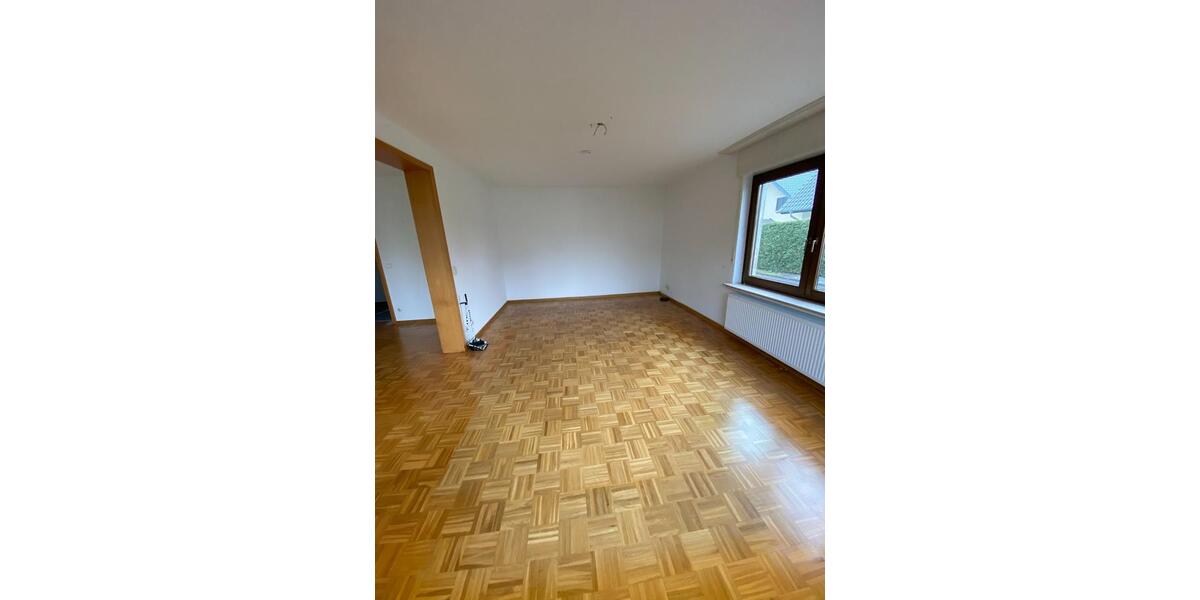 Erdgeschoßwohnung Schloß Holte-Stukenbrock Stukenbrock - 2 Zimmer, 86 m&sup2;, 675&euro; | Angebot:25350876