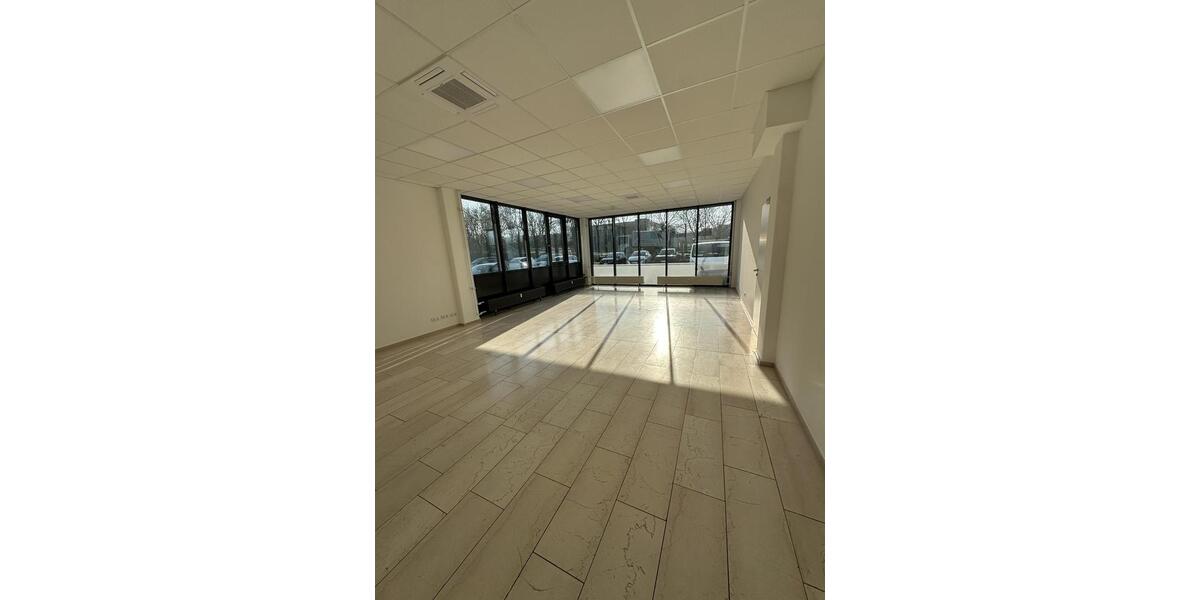 Gewerbeobjekt Paderborn Neuenbeken - 1.500&euro; | Angebot:25656350