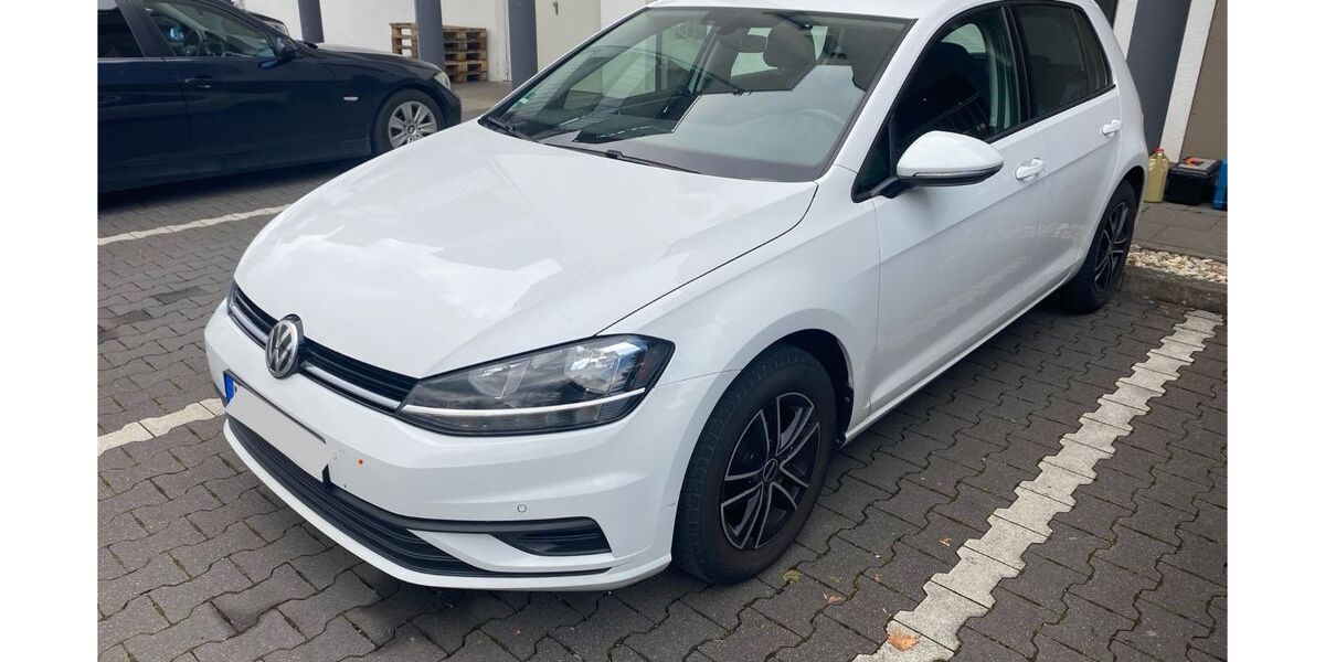 VW Golf 115.000 km 11.500 &euro; Lippstadt 59557