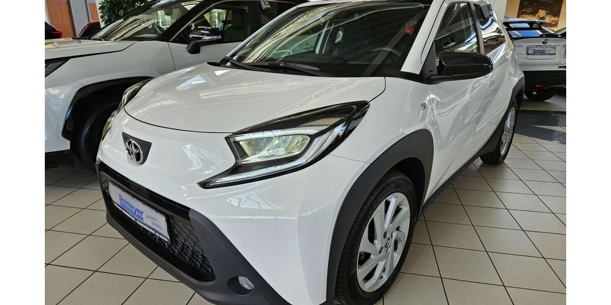 Toyota Aygo (X) 21.000 km 13.890 € Paderborn 33104