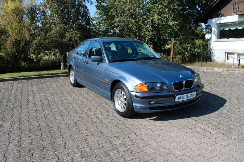 BMW 316 84.987 km 7.390 € Willebadessen 34439