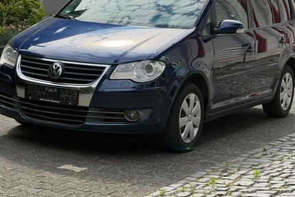 VW Touran 310.000 km 1.999 &euro; Paderborn 33100