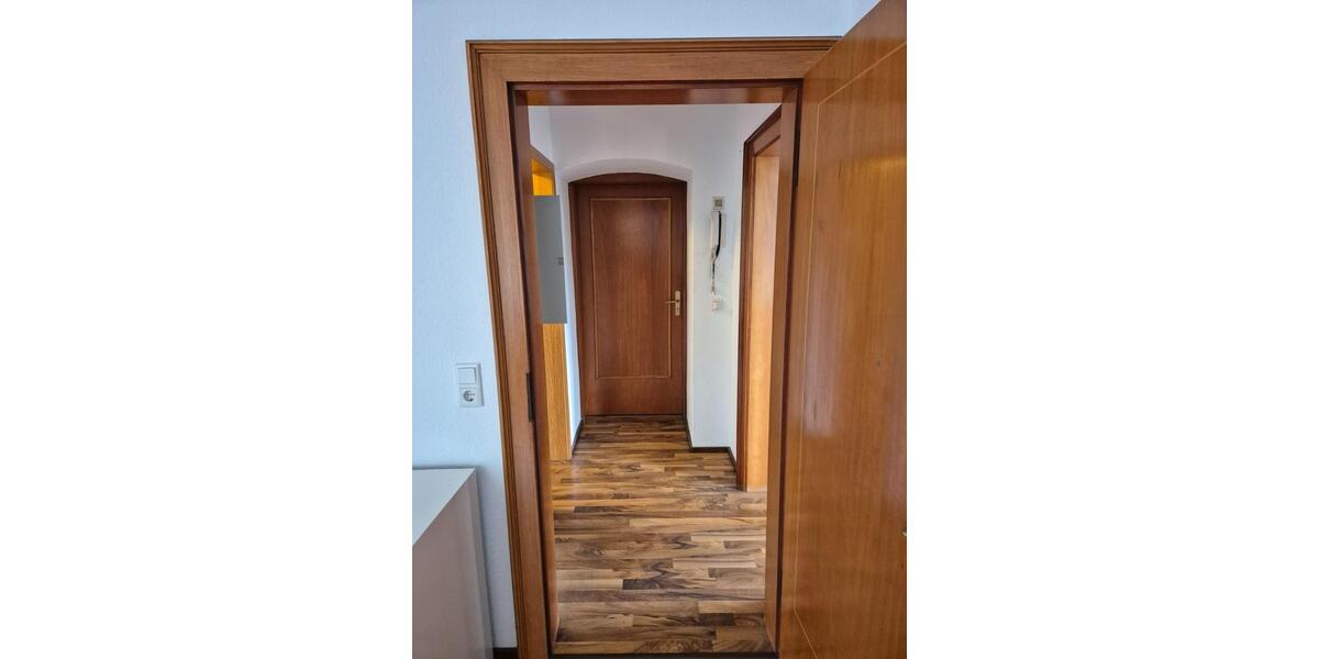 Erdgeschoßwohnung Steinheim - 1.5 Zimmer, 33 m&sup2;, 295&euro; | Angebot:25805499