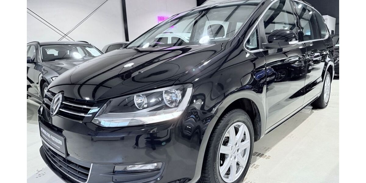 VW Sharan 136.998 km 18.490 € Paderborn 33102