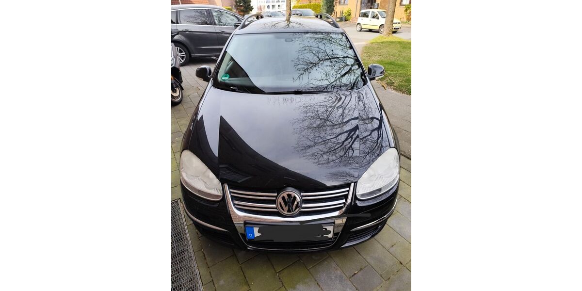 VW Golf 136.000 km 4.750 &euro; Paderborn 33100
