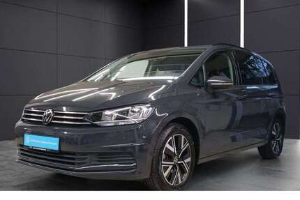 VW Touran 25.432 km 25.995 € Bielefeld 33613
