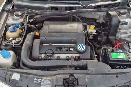 VW Golf 283.000 km 600 &euro; Paderborn 33098
