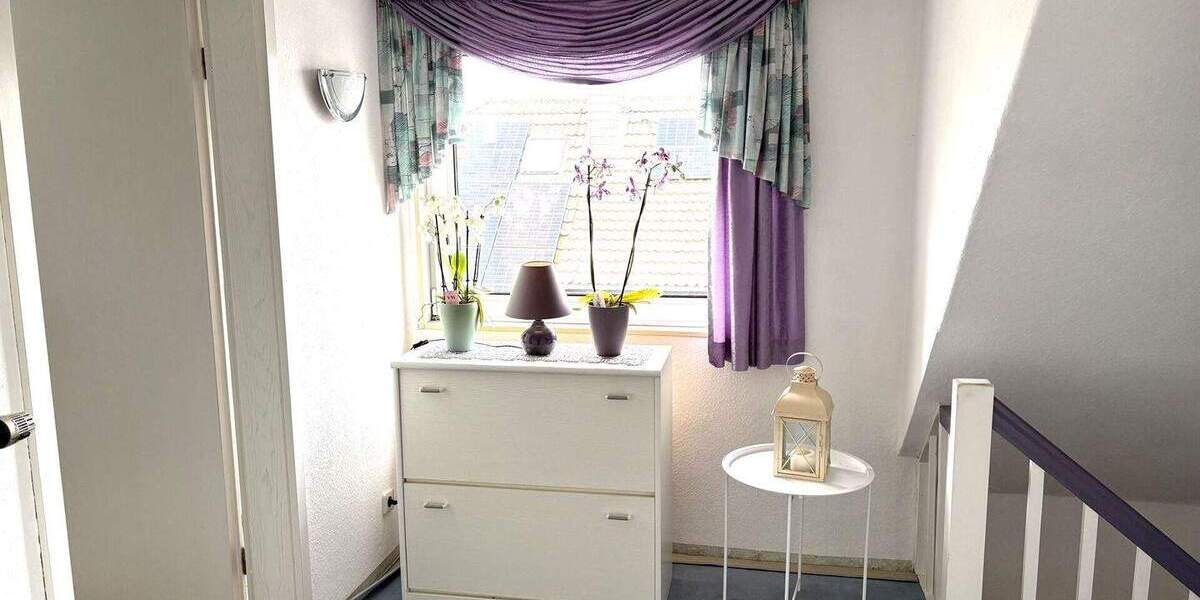 Doppelhaushälfte Horn-Bad Meinberg / Horn Horn - 6 Zimmer, 198 m&sup2;, 198.000&euro; | Angebot:26818110