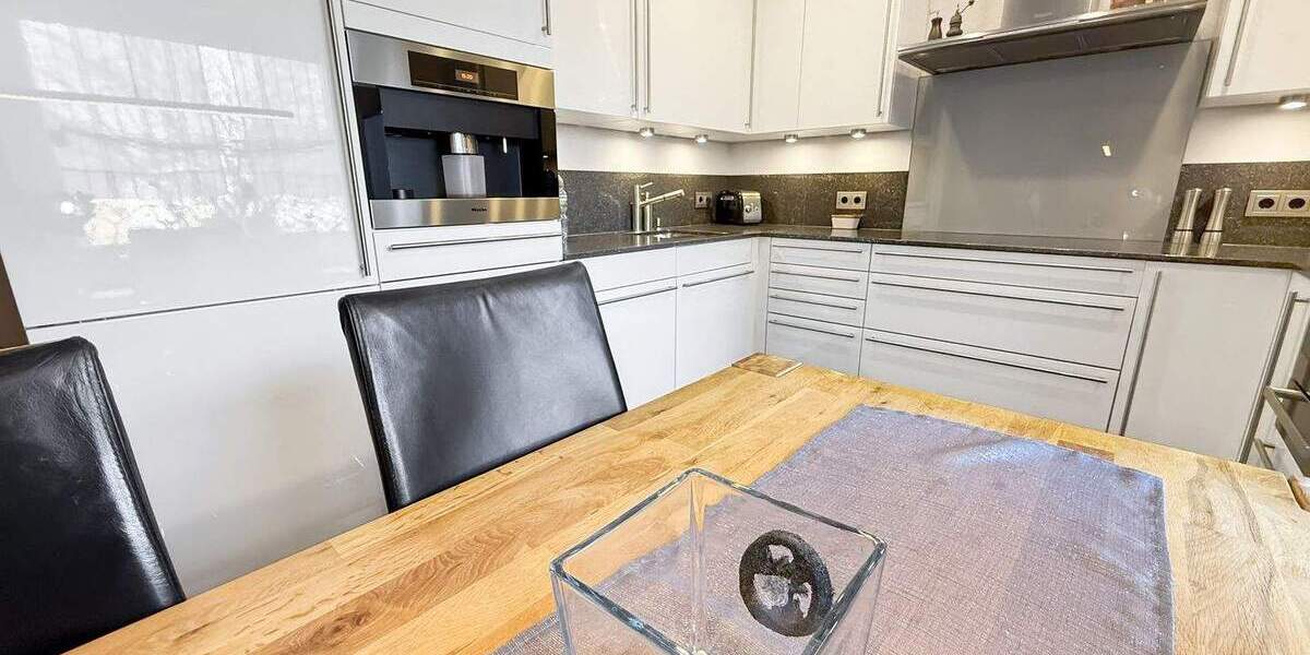 Mehrfamilienhaus, Wohnhaus Oerlinghausen Lipperreihe - 6 Zimmer, 182 m&sup2;, 469.000&euro; | Angebot:25037842