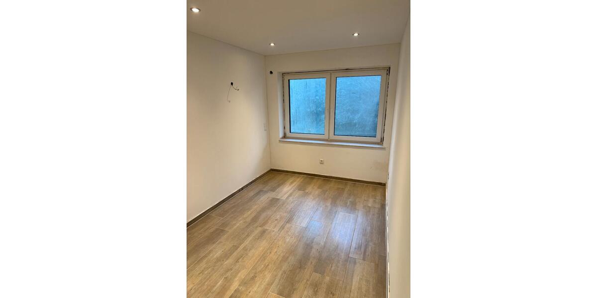 Erdgeschoßwohnung Paderborn Neuenbeken - 3 Zimmer, 100 m&sup2;, 1.500&euro; | Angebot:26262951