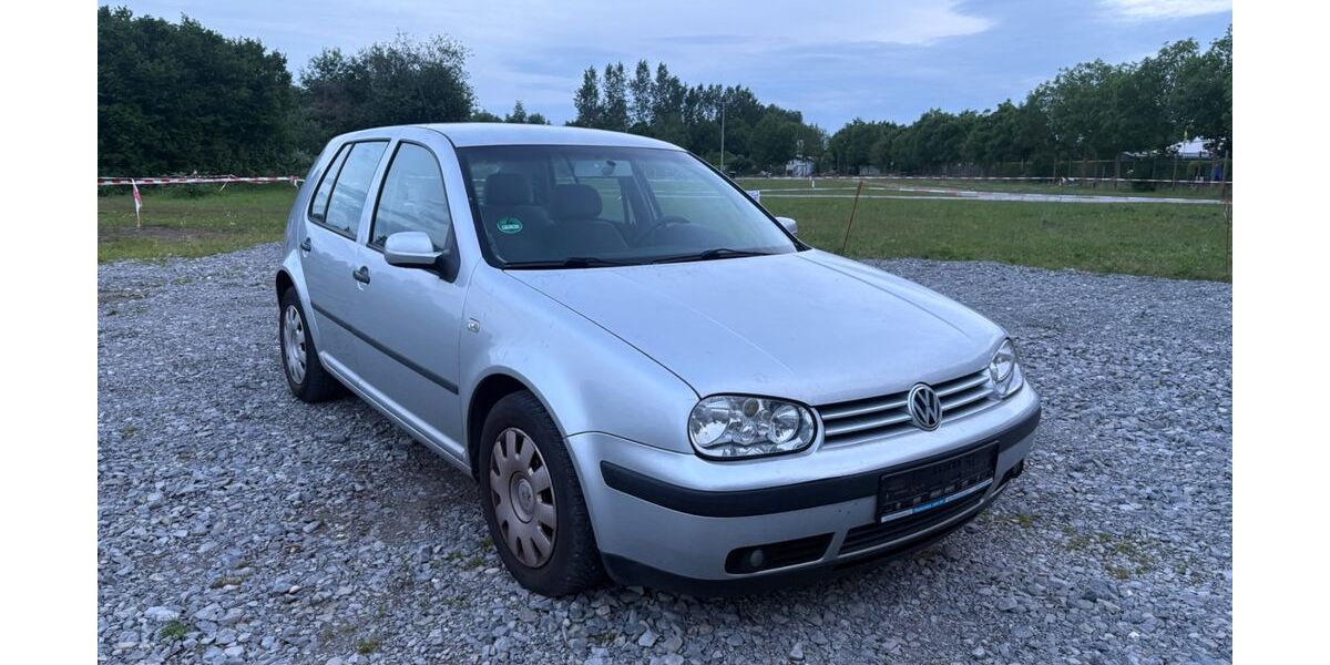 VW Golf 235.000 km 1.900 &euro; Rietberg 33397