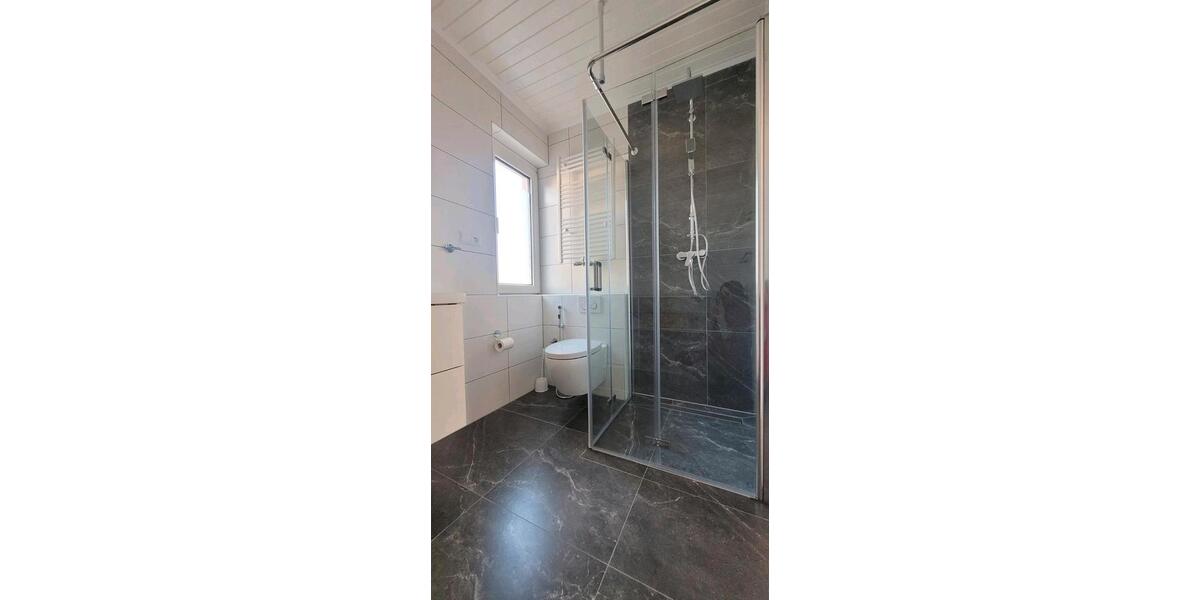 Einfamilienhaus Detmold - 5 Zimmer, 105 m&sup2;, 1.350&euro; | Angebot:27615037