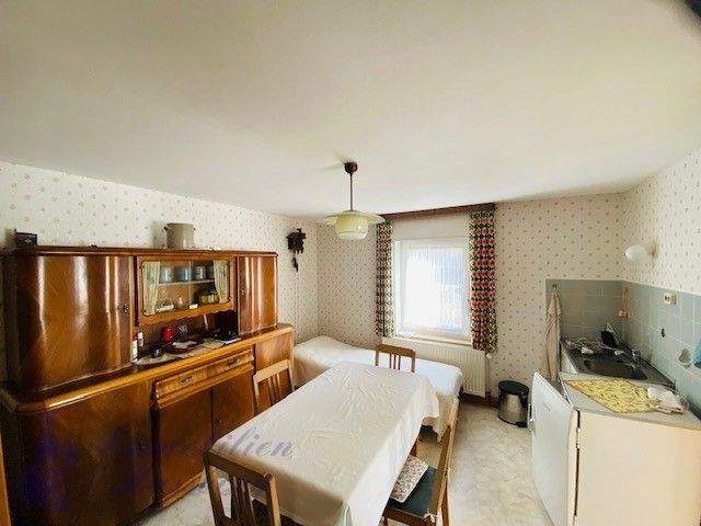 Bauernhaus mit Stall in herrlicher Wohnlage 6 zimmer