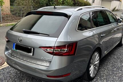 Skoda Superb 106.000 km 18.250 € Paderborn 33104