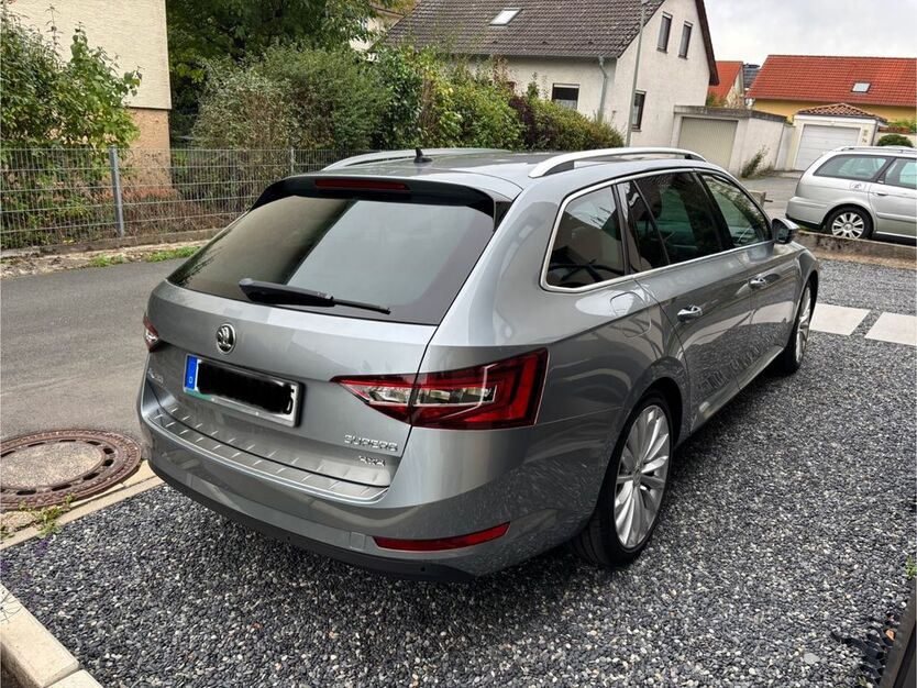 Skoda Superb 106.000 km 18.250 € Paderborn 33104