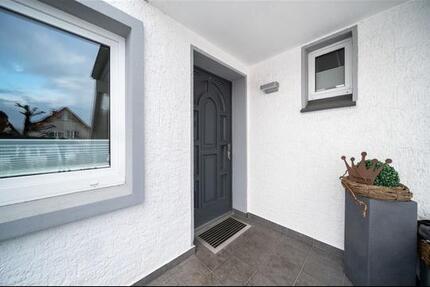 Wohnung Detmold Hakedahl - 2 Zimmer, 85 m&sup2;, 850&euro; | Angebot:25102655