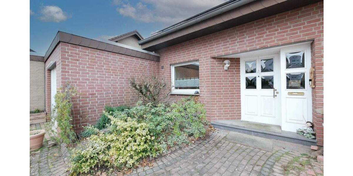 Doppelhaushälfte mit Garten und Potenzial in gefragtem Paderborn-Elsen 5 zimmer