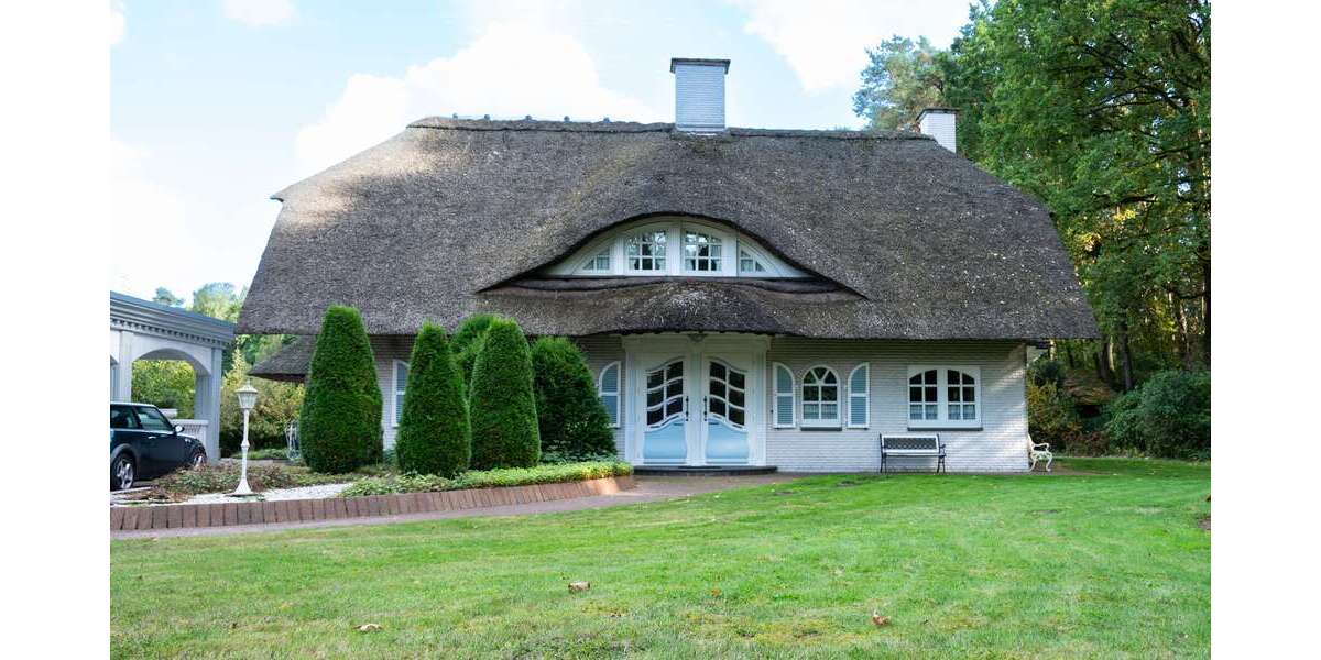 Einfamilienhaus Schloß Holte Stukebrock - 12 Zimmer, 424 m&sup2;, 1.090.000&euro; | Angebot:25139649