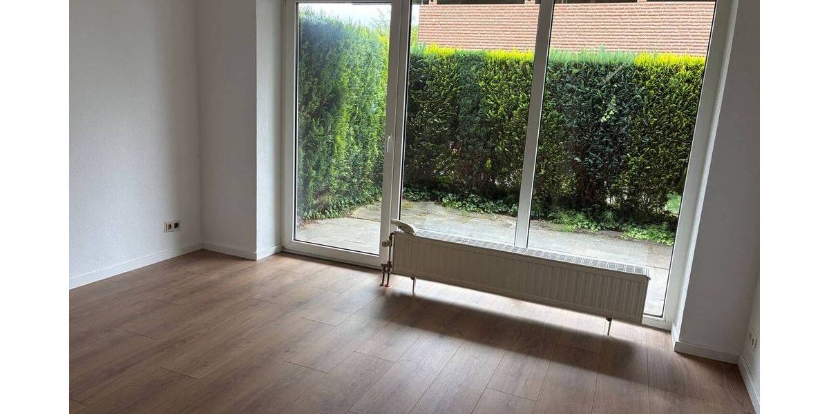 Etagenwohnung Detmold Innenstadt - 2 Zimmer, 64 m&sup2;, 480&euro; | Angebot:26903048