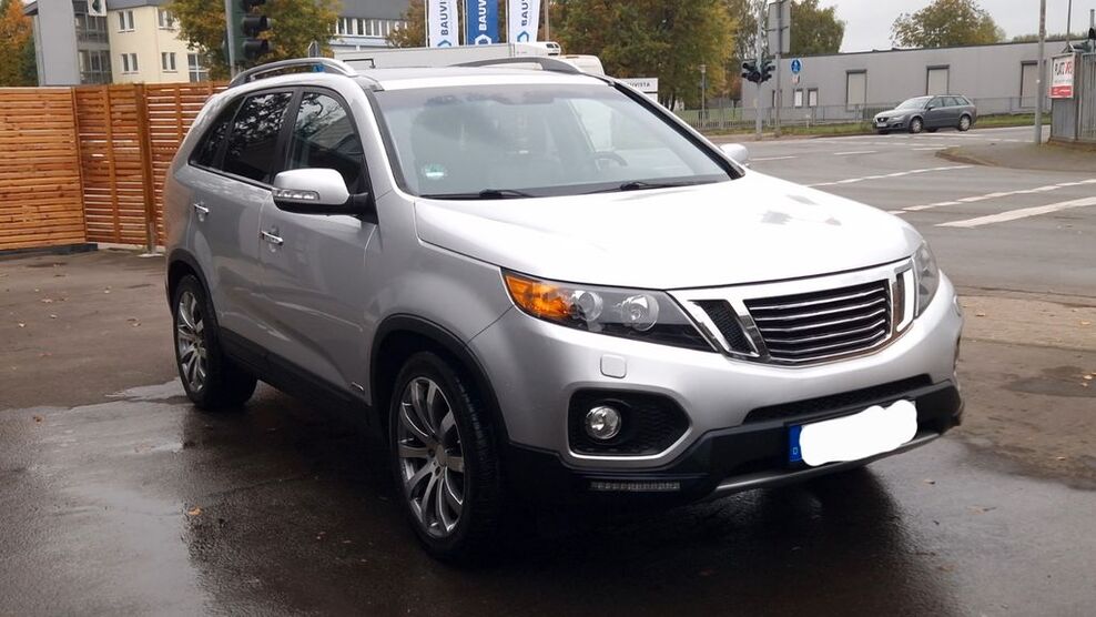 Kia Sorento 206.890 km 6.990 € Lage 32791