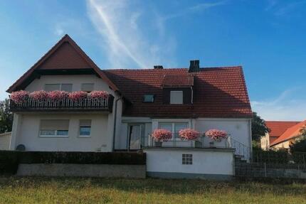 Haus Marsberg - 7 Zimmer, 190 m&sup2;, 210.000&euro; | Angebot:26135791