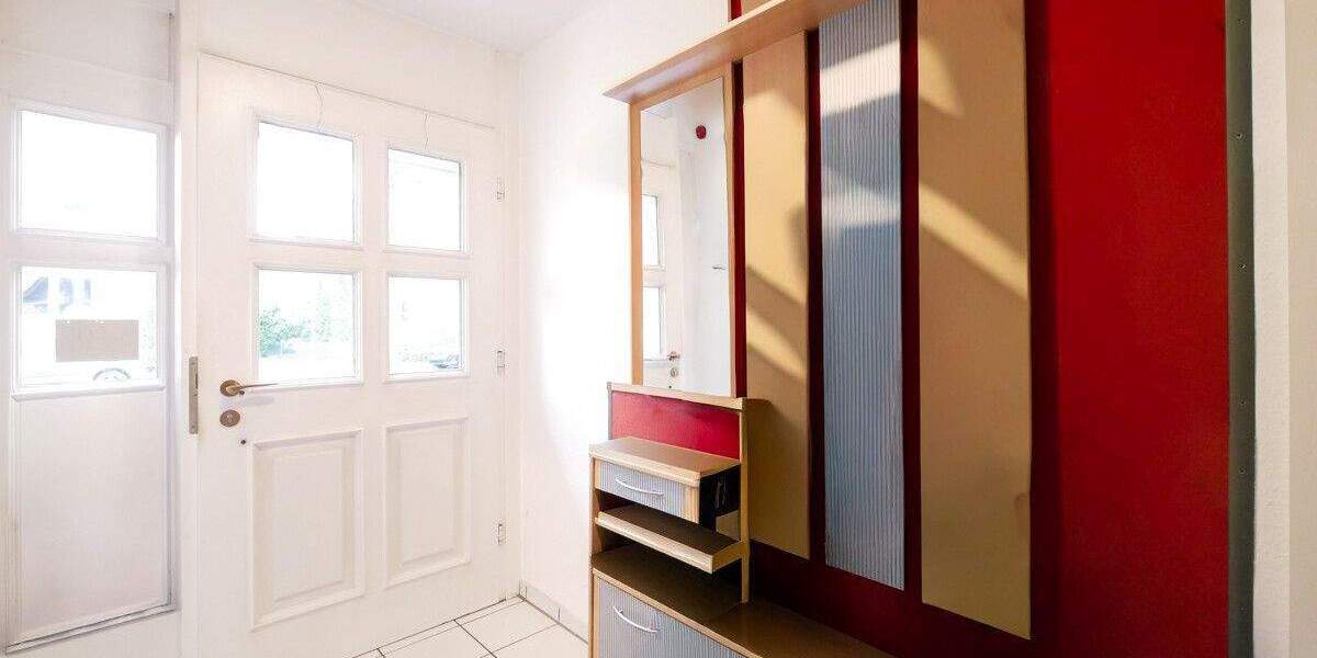 Doppelhaushälfte mit Garten und Potenzial in gefragtem Paderborn-Elsen 5 zimmer