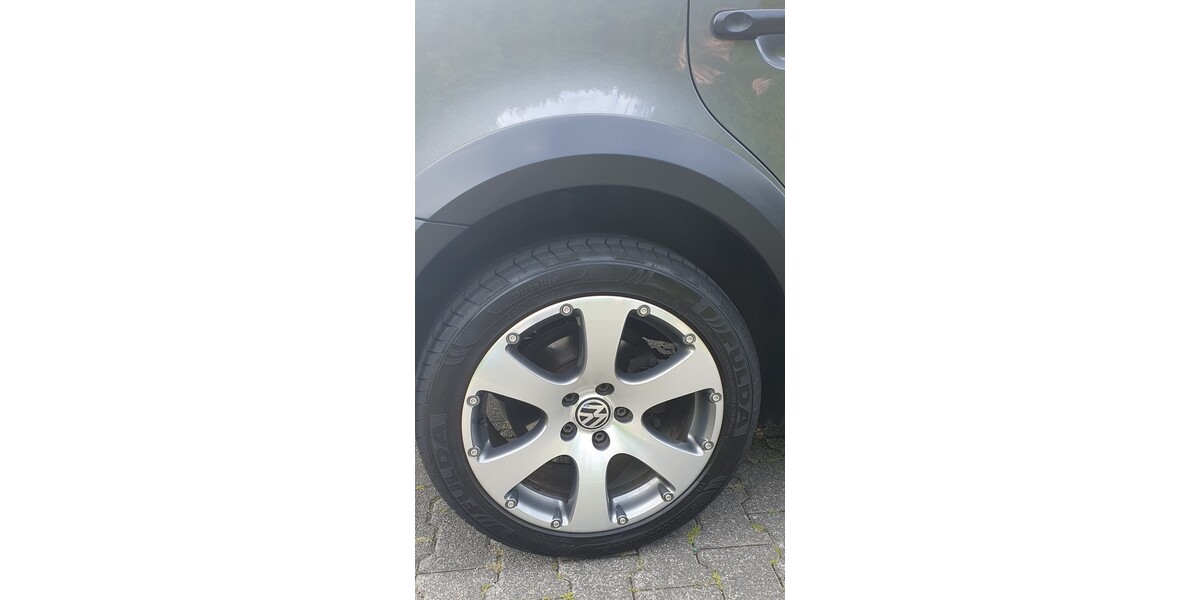 VW Cross Touran 258.000 km 10.000 € Paderborn 33104