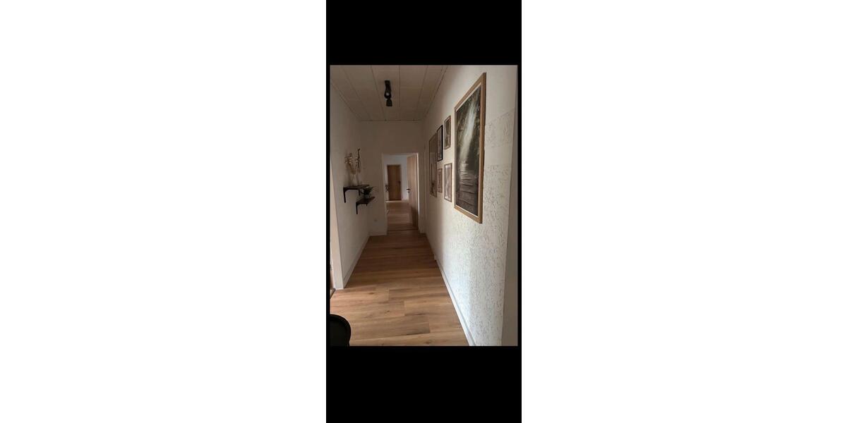 Etagenwohnung Horn-Bad Meinberg Bad Meinberg - 3 Zimmer, 121 m&sup2;, 190.000&euro; | Angebot:26197528