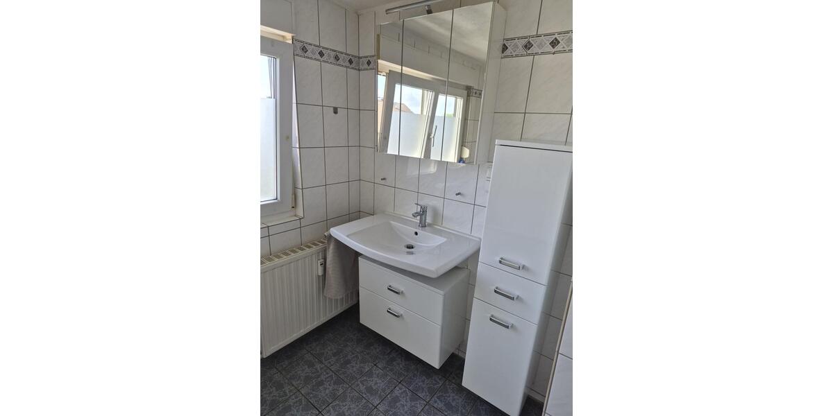 Dachgeschoßwohnung Hövelhof - 2 Zimmer, 65 m&sup2;, 800&euro; | Angebot:27626190