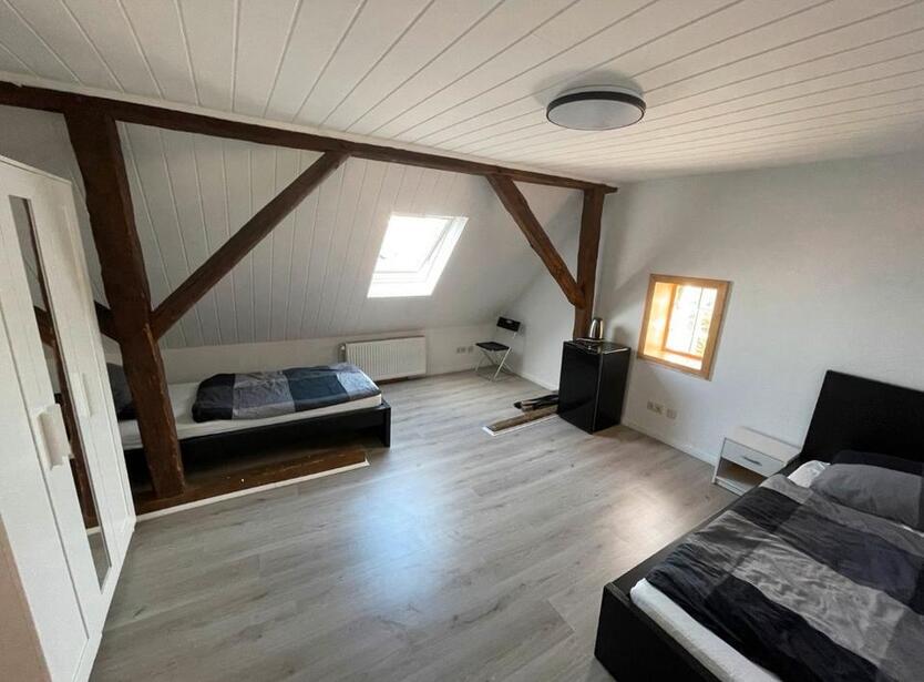 Monteurshaus mit 24 Schlafplätzen-Zentral in DetmoldPivitsheide zimmer