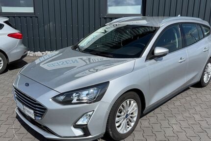 Ford Focus 99.631 km 12.390 &euro; Borchen 33178