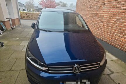 VW Touran 138.000 km 15.200 &euro; Paderborn 33104