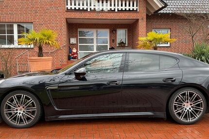 Porsche Panamera 224.500 km 23.999 &euro; Schloß-Holte 33758